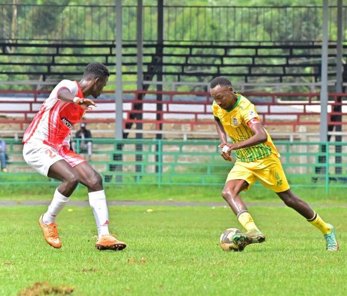 Action between APS Bomet and Kakamega Homeboyz at Kericho Green Stadium